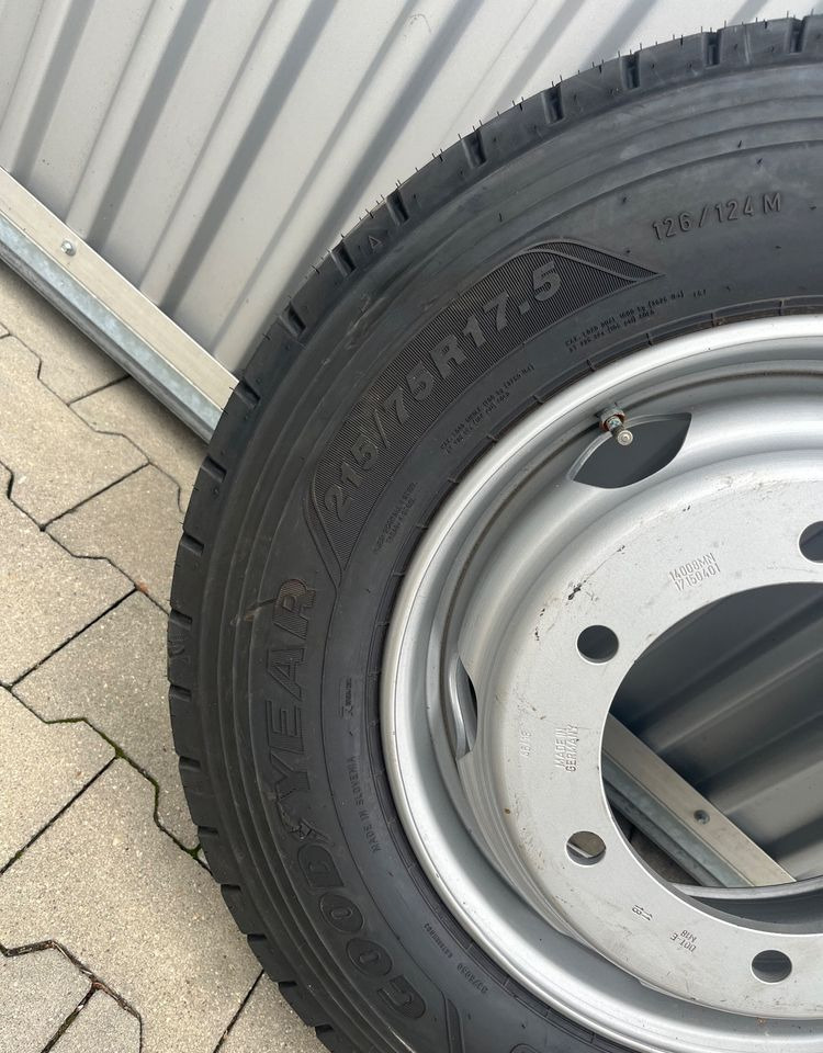 NOWE koło opona Goodyear KMAX D 215/75R 17.5 - الإطارات والجنوط - شاحنة: صورة 2 NOWE koło opona Goodyear KMAX D 215/75R 17.5 - الإطارات والجنوط - شاحنة: صورة 2