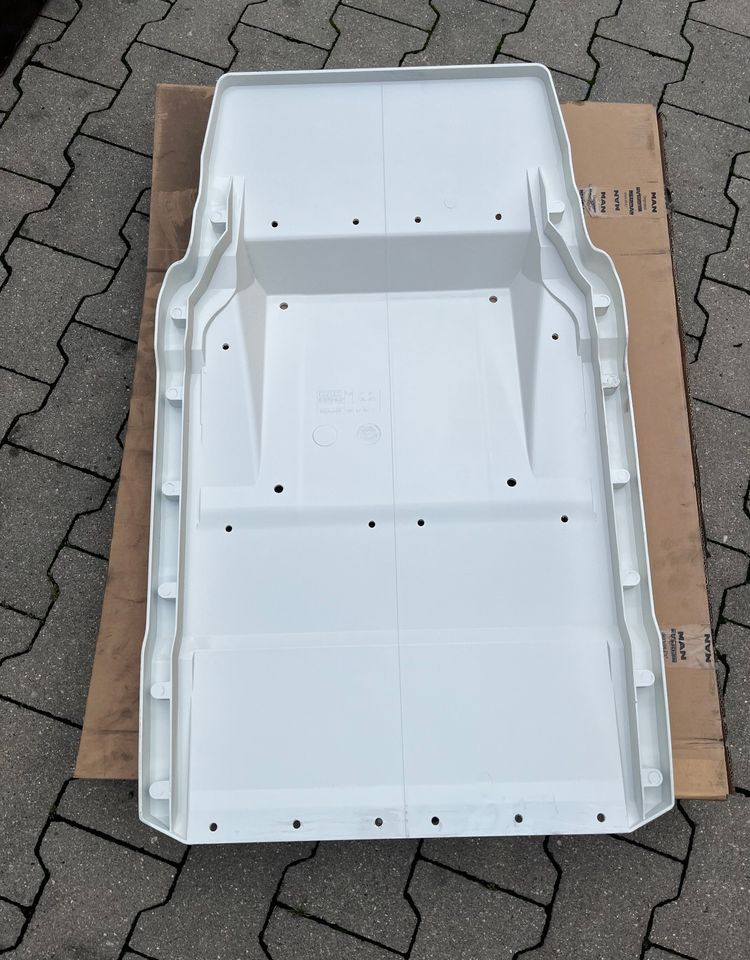 NOWY Błotnik MAN TGX euro 6 chlapacz biały - رفرف - شاحنة: صورة 2 NOWY Błotnik MAN TGX euro 6 chlapacz biały - رفرف - شاحنة: صورة 2