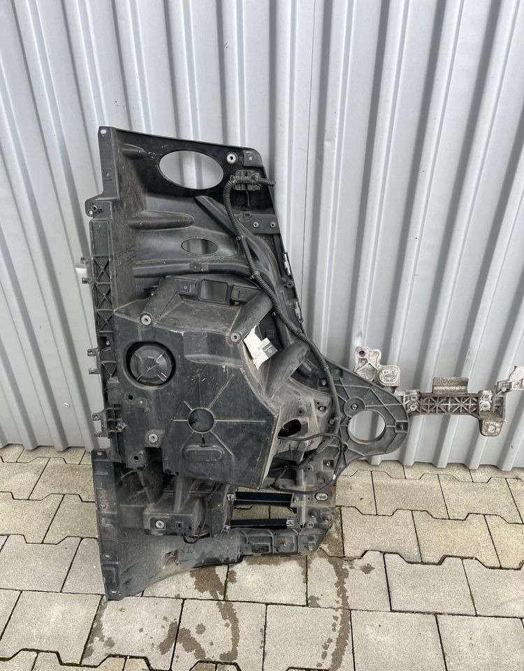 Narożnik zderzaka Mercedes Actros MP4 lampa garnek obudowa halogen - ركن مصد السيارة - شاحنة: صورة 2 Narożnik zderzaka Mercedes Actros MP4 lampa garnek obudowa halogen - ركن مصد السيارة - شاحنة: صورة 2