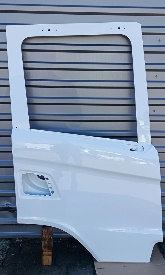 SCANIA G NGT DRZWI PRAWE - باب و قطع الغيار - شاحنة: صورة 1 SCANIA G NGT DRZWI PRAWE - باب و قطع الغيار - شاحنة: صورة 1