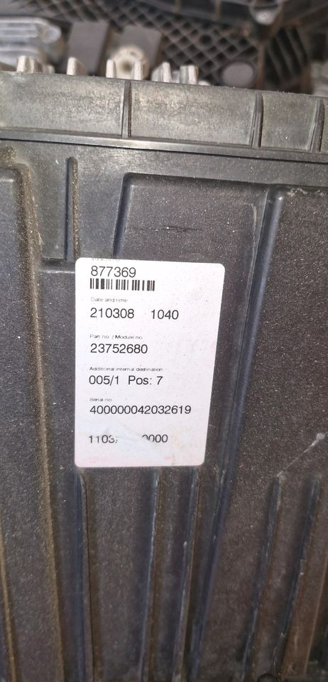 VOLVO FH5 LAMPA PRZEDNIA FULL LED 23752680 23752678 24056515 - المصابيح الأمامية - شاحنة: صورة 4 VOLVO FH5 LAMPA PRZEDNIA FULL LED 23752680 23752678 24056515 - المصابيح الأمامية - شاحنة: صورة 4