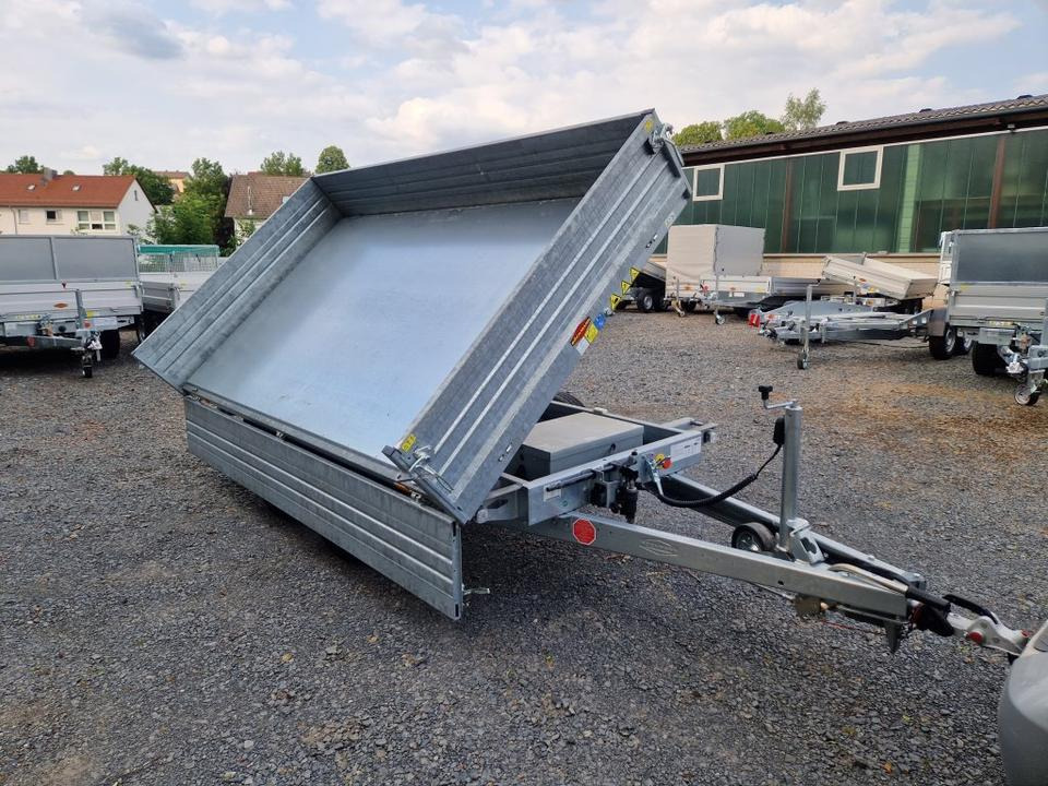 Böckmann DK-ST 3218/35 P Dreiseitenkipper PKW-Anhänger E-Pumpe - مقطورة قلابة: صورة 1 Böckmann DK-ST 3218/35 P Dreiseitenkipper PKW-Anhänger E-Pumpe - مقطورة قلابة: صورة 1