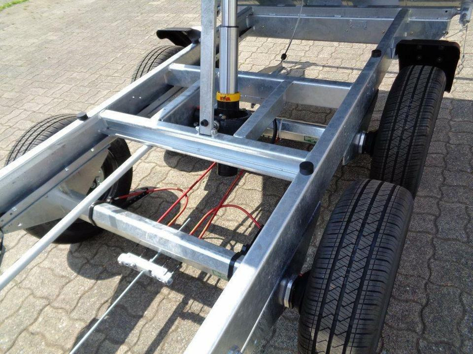 مقطورة قلابة Böckmann PKW-Anhänger, Dreiseitenkipper, 2,7 to: صورة 13 مقطورة قلابة Böckmann PKW-Anhänger, Dreiseitenkipper, 2,7 to: صورة 13