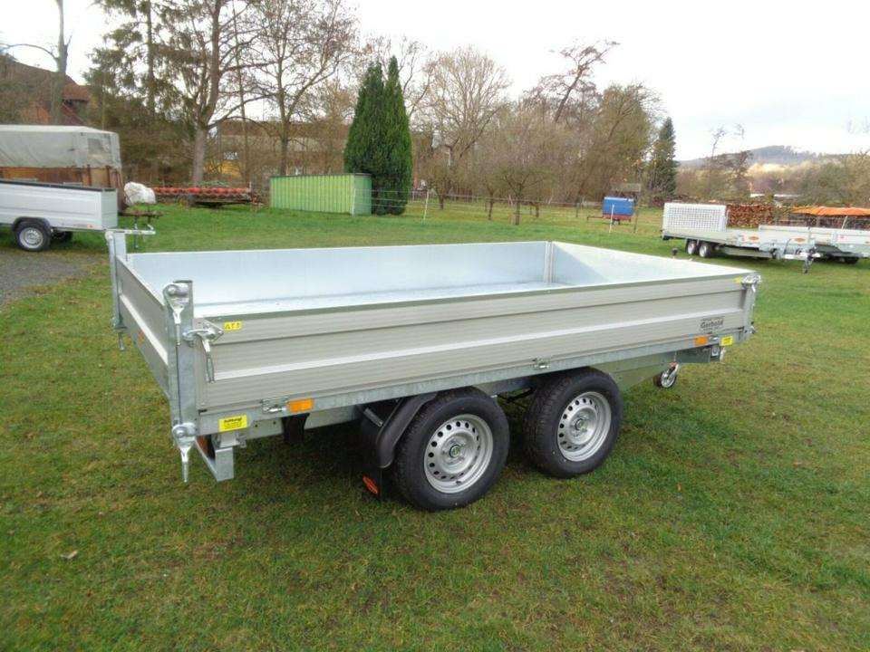 Böckmann PKW-Anhänger E-Pumpe Dreiseitenkipper 2,7 to Blechcover - مقطورة قلابة: صورة 4 Böckmann PKW-Anhänger E-Pumpe Dreiseitenkipper 2,7 to Blechcover - مقطورة قلابة: صورة 4