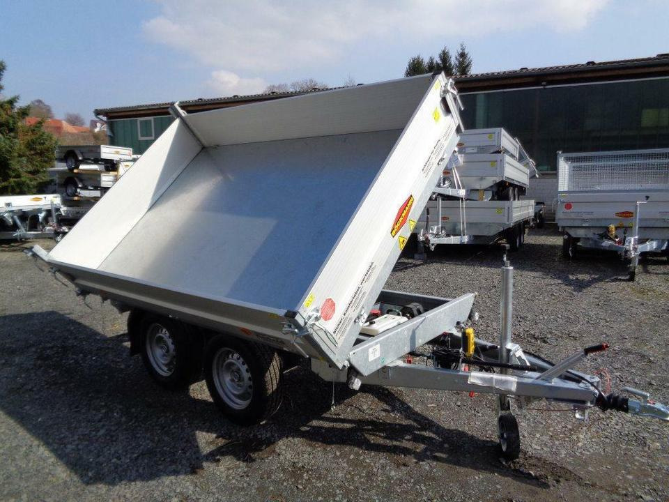 Böckmann PKW-Anhänger Elektro-Dreiseitenkipper DK-AL 2516/27P - مقطورة قلابة: صورة 1 Böckmann PKW-Anhänger Elektro-Dreiseitenkipper DK-AL 2516/27P - مقطورة قلابة: صورة 1