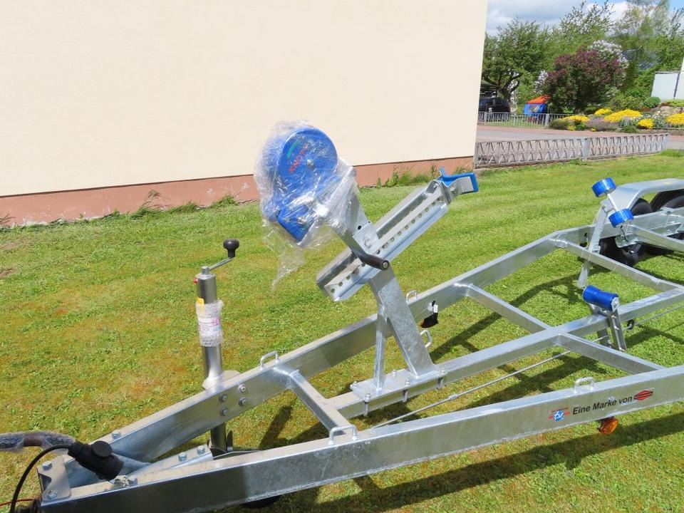 Böckmann - TPV PKW Anhänger Bootstrailer 2,7 to. Bootsanhänger - مقطورة القارب: صورة 4 Böckmann - TPV PKW Anhänger Bootstrailer 2,7 to. Bootsanhänger - مقطورة القارب: صورة 4