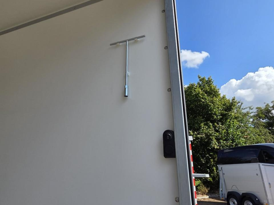 مقطورة بصندوق مغلق Kofferanhänger PKW-Anhänger Böckmann KT 3015/27  Innenhöhe 2400mm: صورة 13