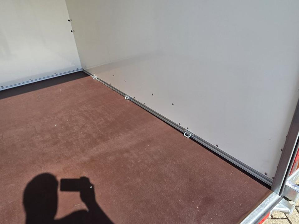 مقطورة بصندوق مغلق Kofferanhänger PKW-Anhänger Böckmann KT 3015/27  Innenhöhe 2400mm: صورة 11