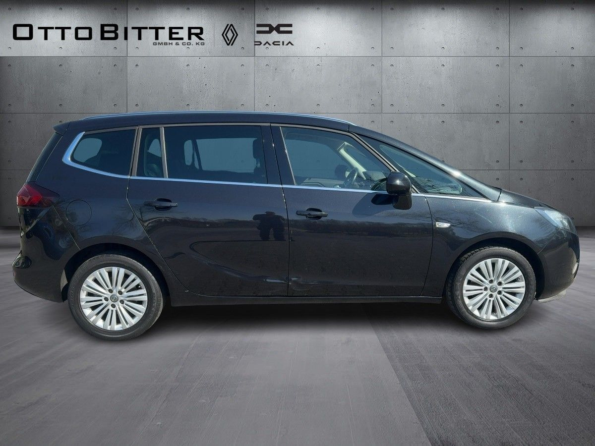 Opel Zafira Tourer C 1.6 Innovation CNG ERDGAS 7SITZE - ميكروباص: صورة 5 Opel Zafira Tourer C 1.6 Innovation CNG ERDGAS 7SITZE - ميكروباص: صورة 5