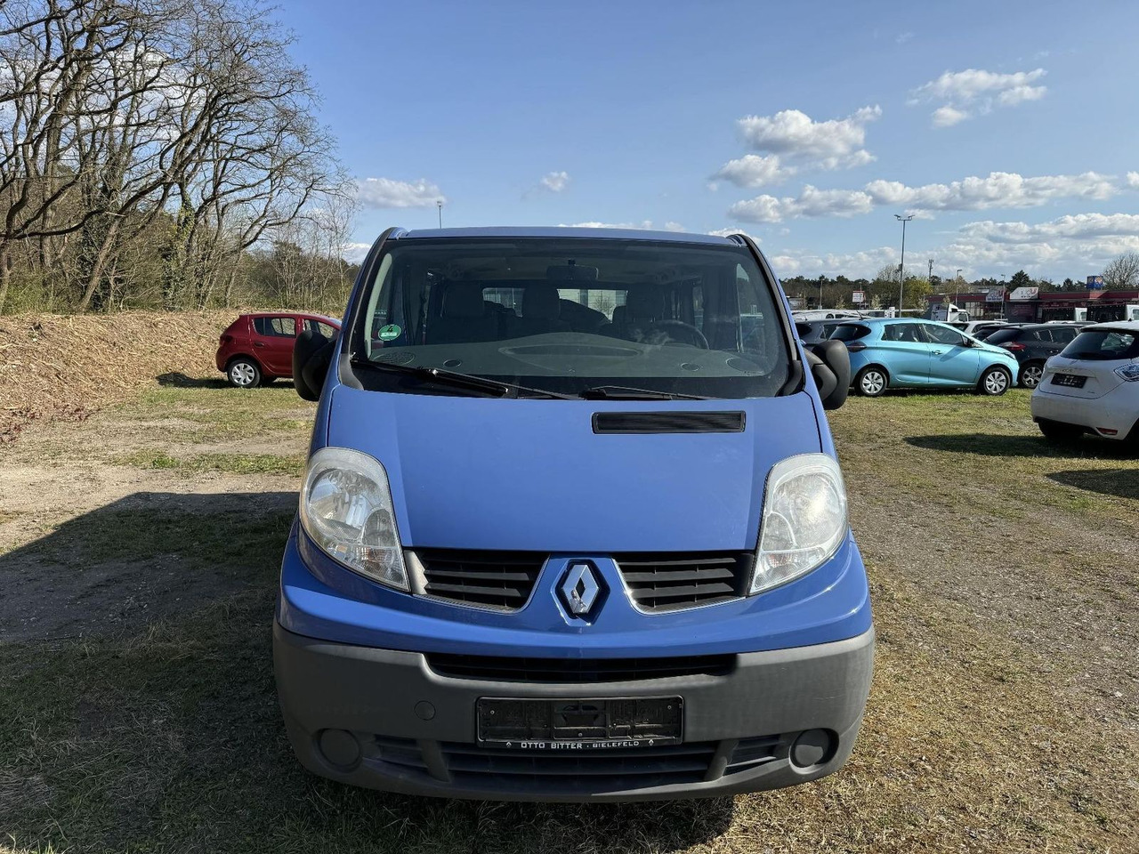 Renault Trafic Combi dCi90 L1H1 9-Sitzer - ميكروباص: صورة 3 Renault Trafic Combi dCi90 L1H1 9-Sitzer - ميكروباص: صورة 3