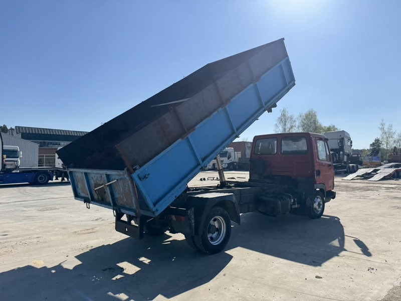 DAF 45 ATI 160 (FULL STEEL SUSPENSION / MANUAL PUMP / EURO 2) - شاحنة قلاب: صورة 5 DAF 45 ATI 160 (FULL STEEL SUSPENSION / MANUAL PUMP / EURO 2) - شاحنة قلاب: صورة 5