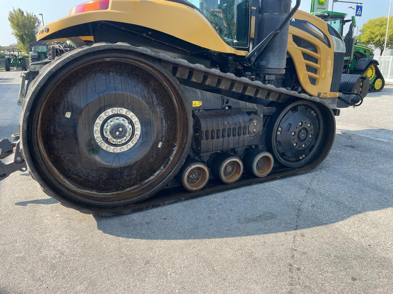 CHALLENGER MT 775 E - جرار مجنزر: صورة 5 CHALLENGER MT 775 E - جرار مجنزر: صورة 5