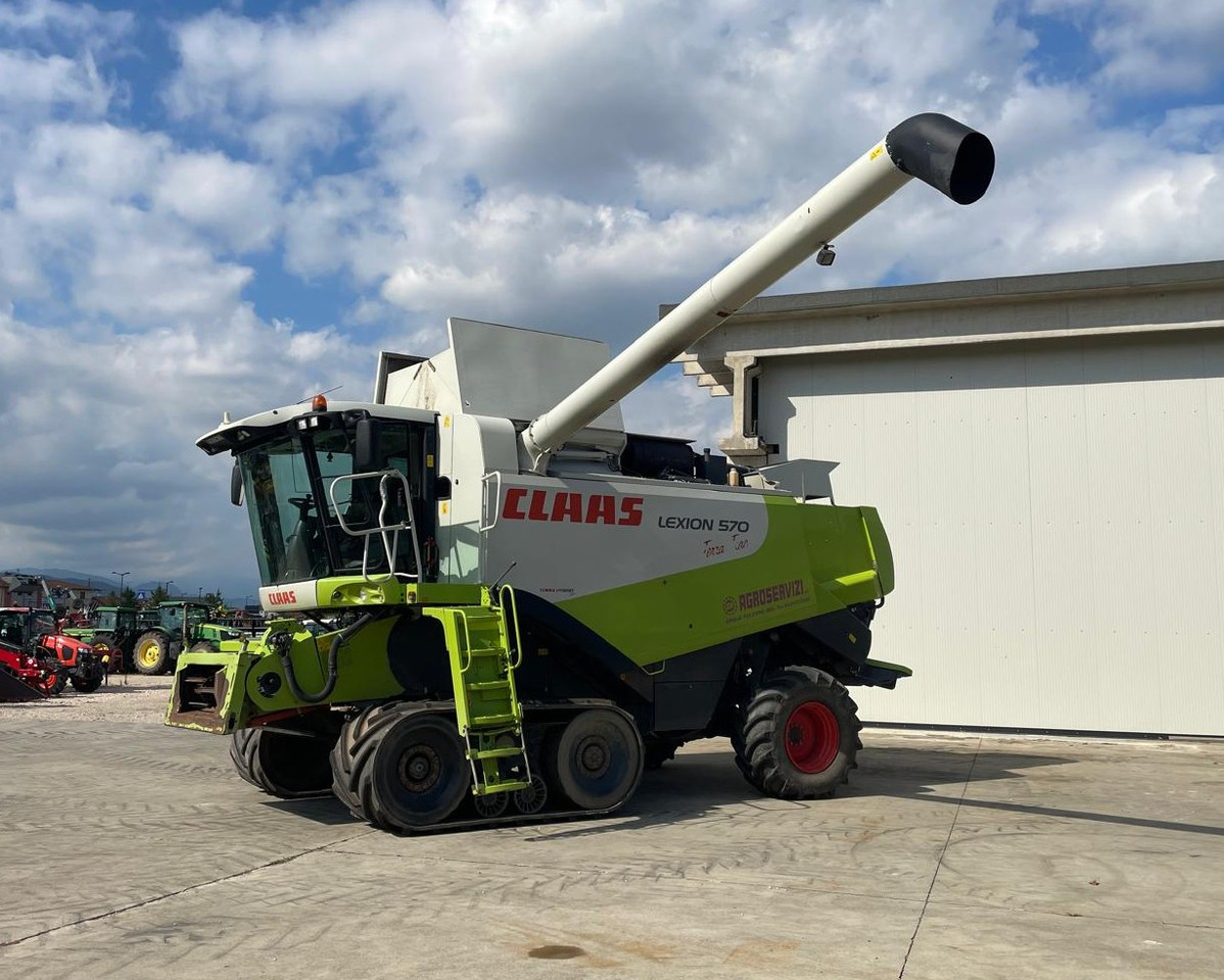 CLAAS MIETITREBBIA LEXION 570TT - حصادة: صورة 1 CLAAS MIETITREBBIA LEXION 570TT - حصادة: صورة 1