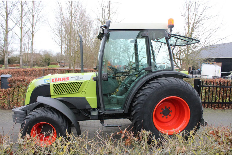 جرار Claas nectis 257F: صورة 7