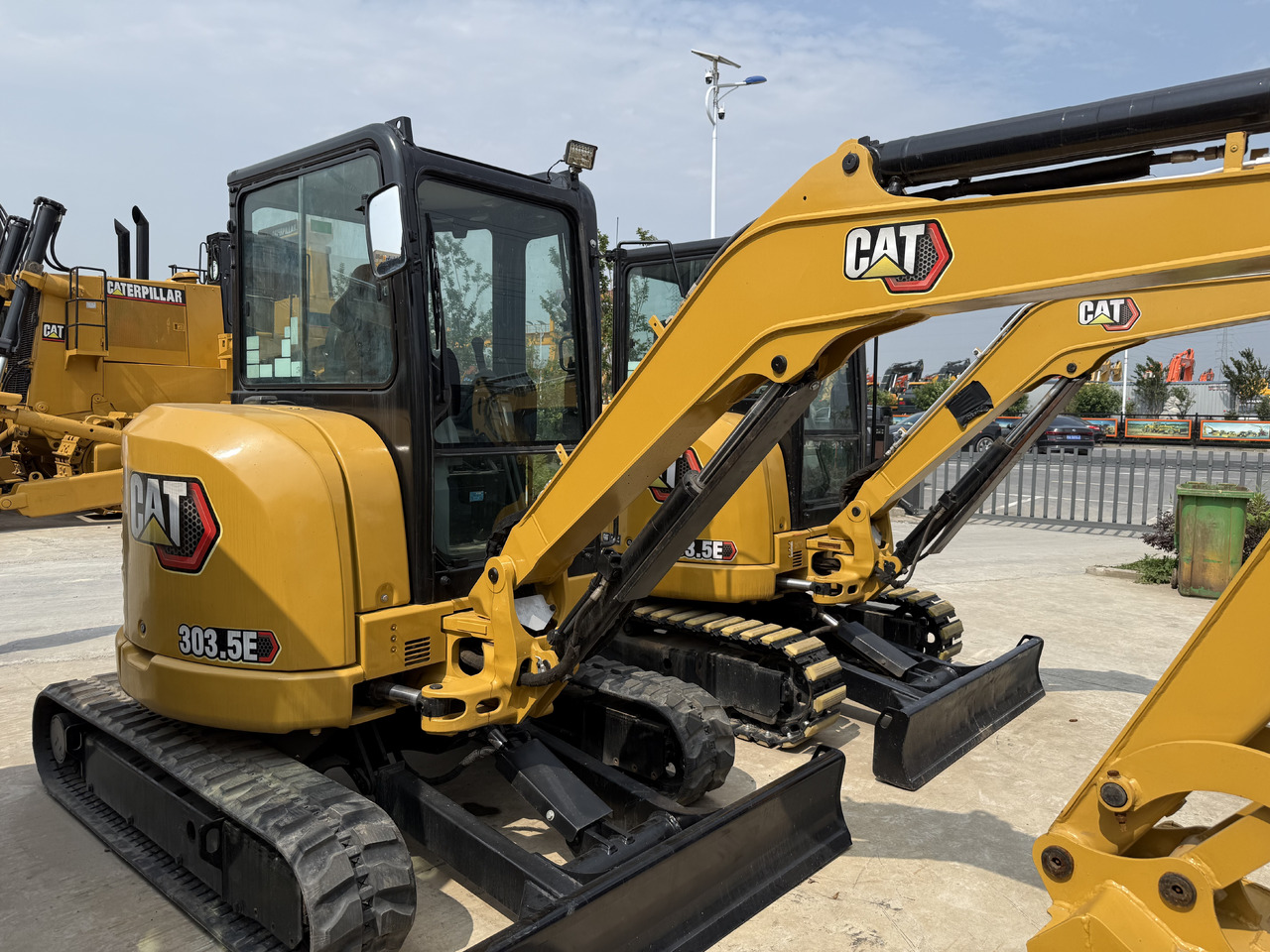 CATERPILLAR 303.5e - حفار صغير: صورة 3 CATERPILLAR 303.5e - حفار صغير: صورة 3