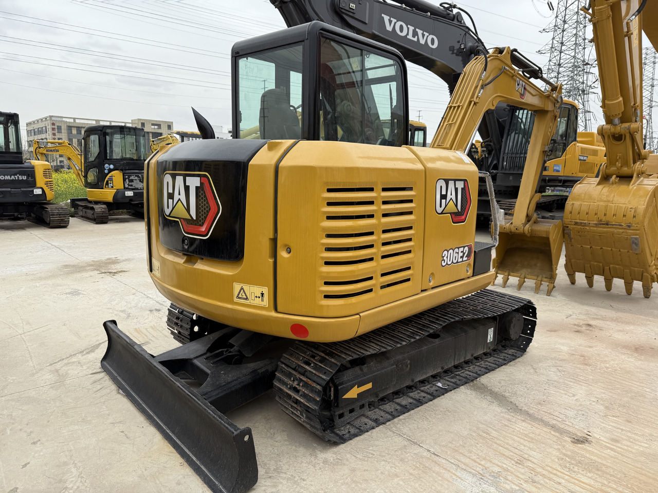 CATERPILLAR 306e - حفار صغير: صورة 2 CATERPILLAR 306e - حفار صغير: صورة 2