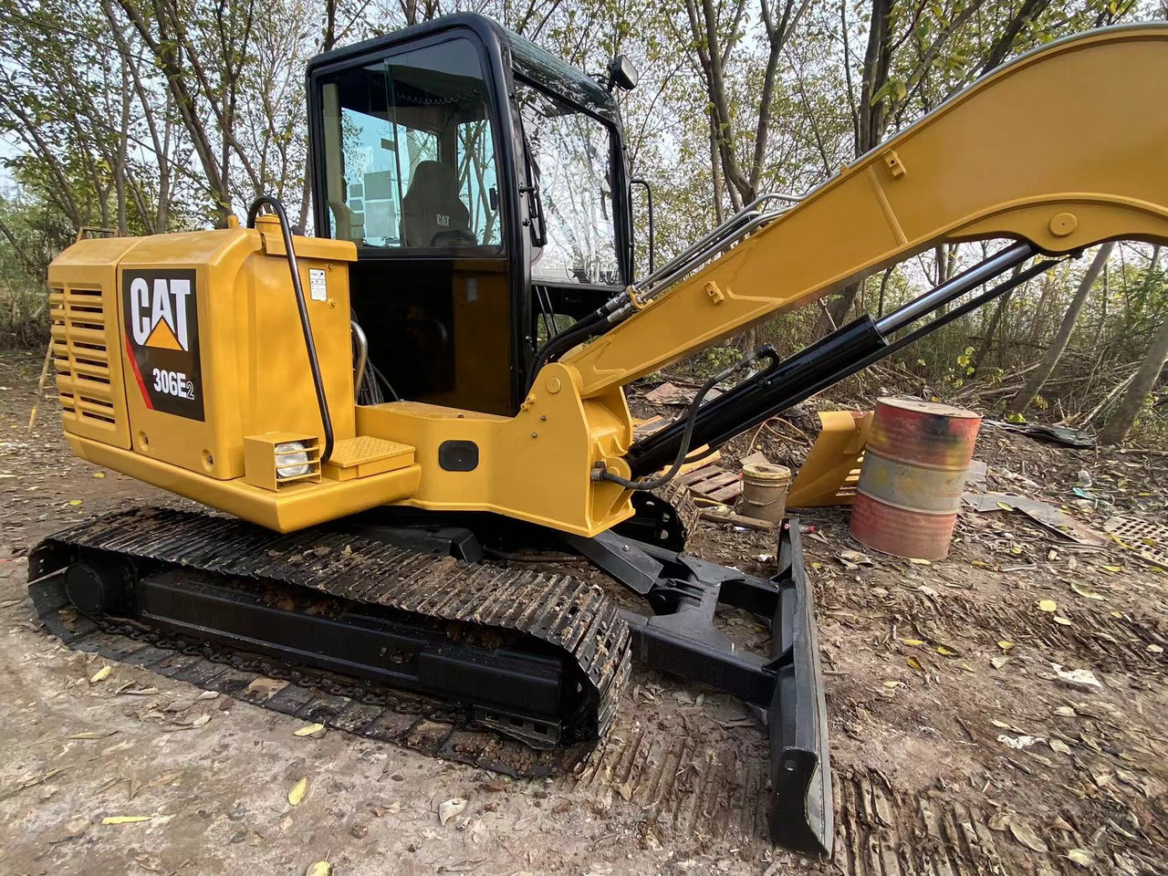 CATERPILLAR 306e - حفار صغير: صورة 1 CATERPILLAR 306e - حفار صغير: صورة 1