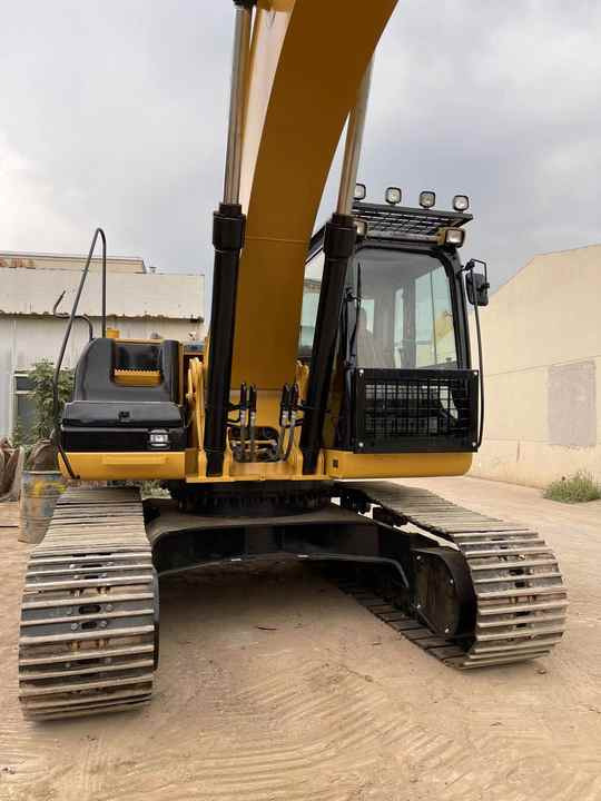 High Quality Japanese Cat325DL 29tons Excavator Second Hand Caterpillar with Factory Price Cheapest Price - حفار زاحف: صورة 5 High Quality Japanese Cat325DL 29tons Excavator Second Hand Caterpillar with Factory Price Cheapest Price - حفار زاحف: صورة 5