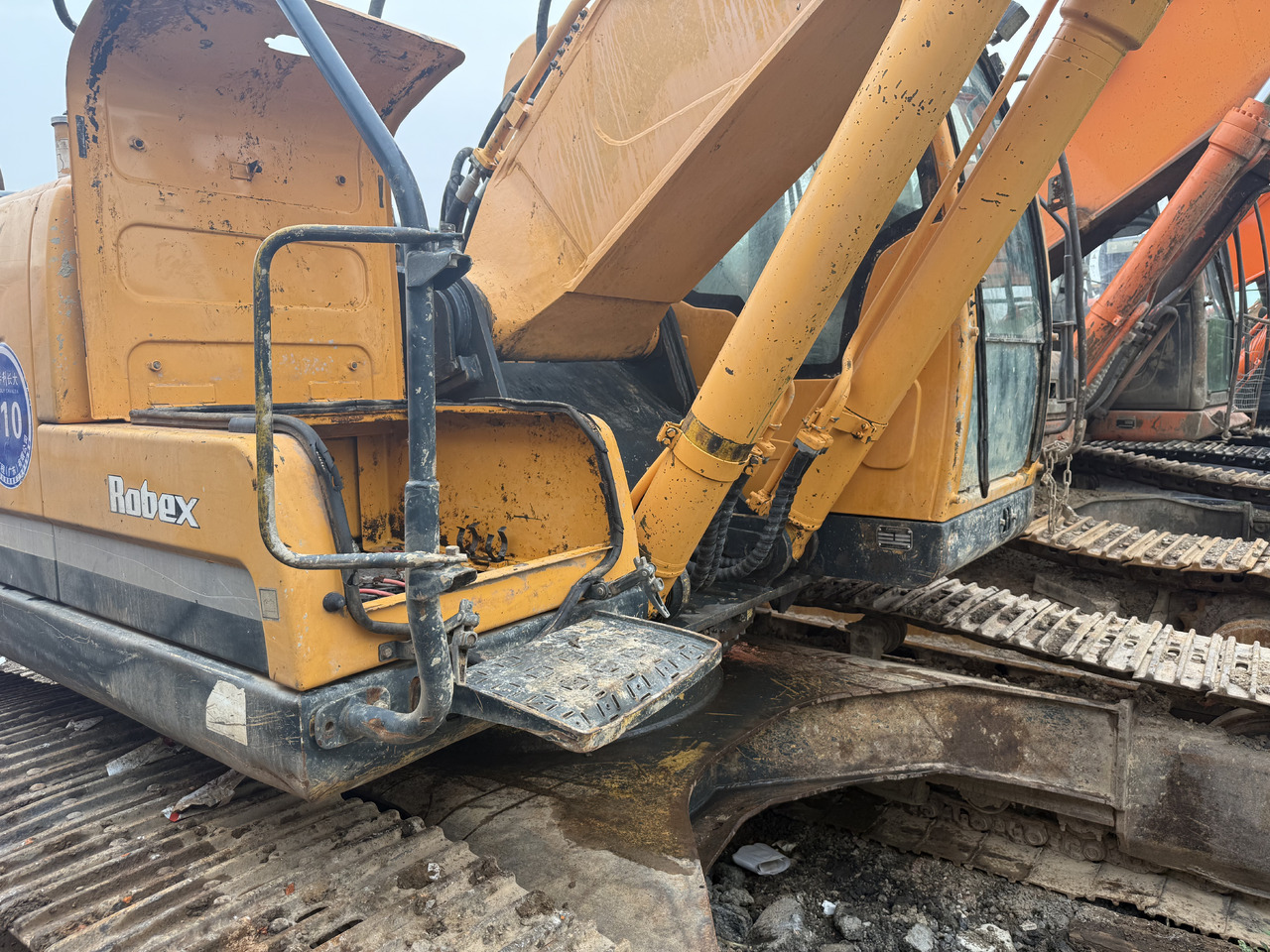 حفار زاحف Hyundai 305-9t: صورة 13