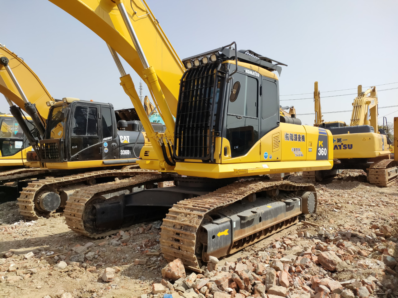 Komatsu pc350 - حفار زاحف: صورة 3 Komatsu pc350 - حفار زاحف: صورة 3