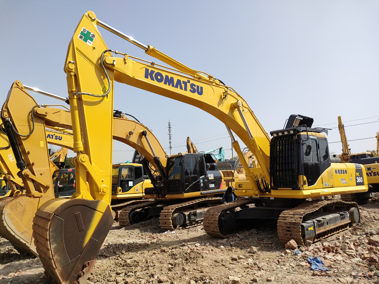 Komatsu pc350 - حفار زاحف: صورة 1 Komatsu pc350 - حفار زاحف: صورة 1