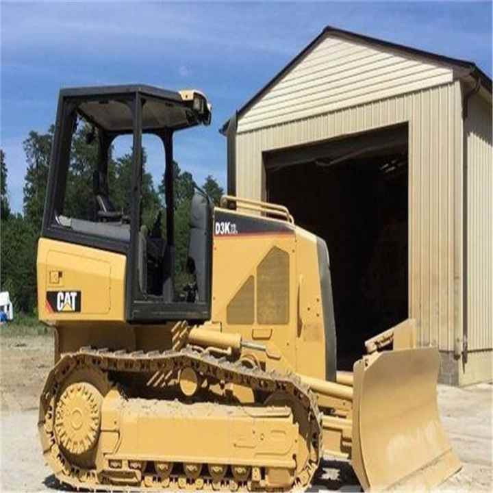 Used Cat D3k Bulldozer , CAT Mini Bulldozer with Ripper , CAT D3c D3k D3g D4h D5h D5g D6h D7g D7h Dozer - بلدوزر: صورة 1 Used Cat D3k Bulldozer , CAT Mini Bulldozer with Ripper , CAT D3c D3k D3g D4h D5h D5g D6h D7g D7h Dozer - بلدوزر: صورة 1