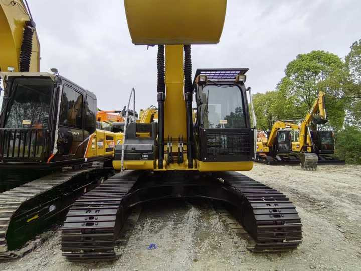 Used Digger CAT 323D2L Construction Machinery Construction Digger Used CAT 323D2L Cheap Excavator - حفار زاحف: صورة 4 Used Digger CAT 323D2L Construction Machinery Construction Digger Used CAT 323D2L Cheap Excavator - حفار زاحف: صورة 4
