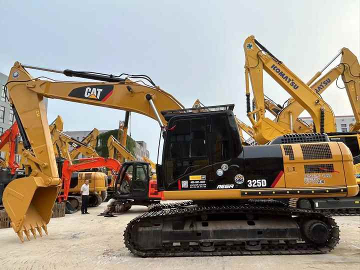Used Digger CAT 325D Construction Machinery Construction Digger Used CAT 325D Cheap Excavator - حفار زاحف: صورة 2 Used Digger CAT 325D Construction Machinery Construction Digger Used CAT 325D Cheap Excavator - حفار زاحف: صورة 2