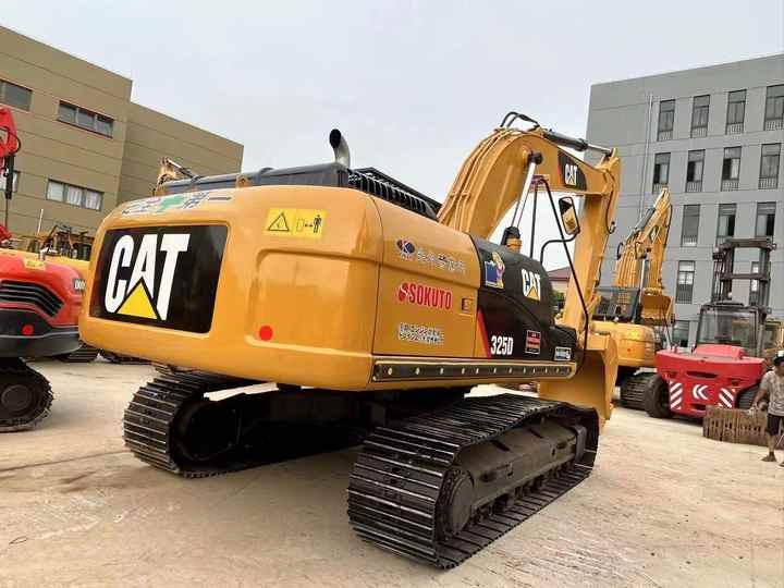 Used Digger CAT 325D Construction Machinery Construction Digger Used CAT 325D Cheap Excavator - حفار زاحف: صورة 5 Used Digger CAT 325D Construction Machinery Construction Digger Used CAT 325D Cheap Excavator - حفار زاحف: صورة 5