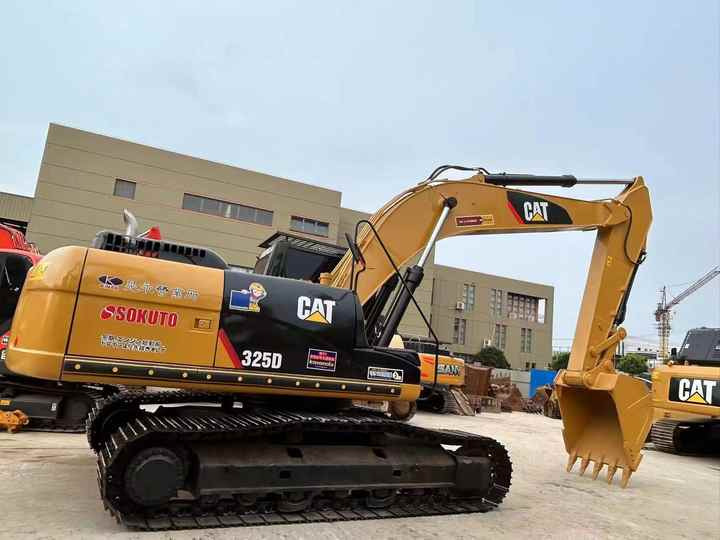 Used Digger CAT 325D Construction Machinery Construction Digger Used CAT 325D Cheap Excavator - حفار زاحف: صورة 3 Used Digger CAT 325D Construction Machinery Construction Digger Used CAT 325D Cheap Excavator - حفار زاحف: صورة 3