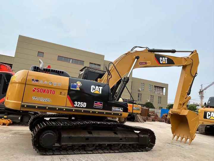 Used Digger CAT 325D Construction Machinery Construction Digger Used CAT 325D Cheap Excavator - حفار زاحف: صورة 4 Used Digger CAT 325D Construction Machinery Construction Digger Used CAT 325D Cheap Excavator - حفار زاحف: صورة 4