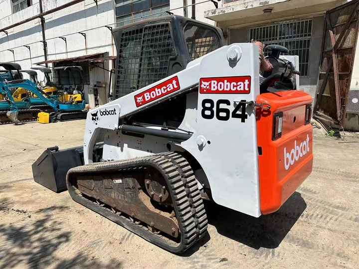 Used Heavy Construction Equipment Crawler bobcat T864 Second Hand Smaller Skid Steers Used Machine for Sale - شيول صغير: صورة 4 Used Heavy Construction Equipment Crawler bobcat T864 Second Hand Smaller Skid Steers Used Machine for Sale - شيول صغير: صورة 4