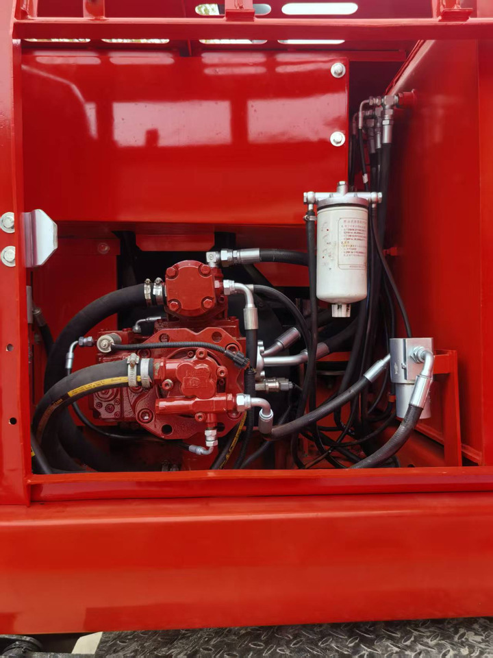 حفار ذو عجلات doosan Used DH150W-7 wheeled excavator for sale at a low price.: صورة 9 حفار ذو عجلات doosan Used DH150W-7 wheeled excavator for sale at a low price.: صورة 9