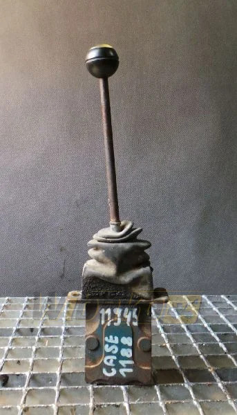 Case 1188 - صمام هيدروليكي - آلات الإنشاء: صورة 1 Case 1188 - صمام هيدروليكي - آلات الإنشاء: صورة 1