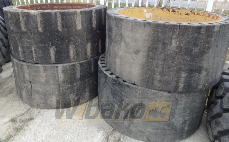 Caterpillar 2736660 20/26/32 - اللودر بعجل: صورة 1 Caterpillar 2736660 20/26/32 - اللودر بعجل: صورة 1