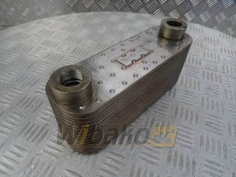 Deutz 04288128 - مبرد الزيت - آلات الإنشاء: صورة 1 Deutz 04288128 - مبرد الزيت - آلات الإنشاء: صورة 1