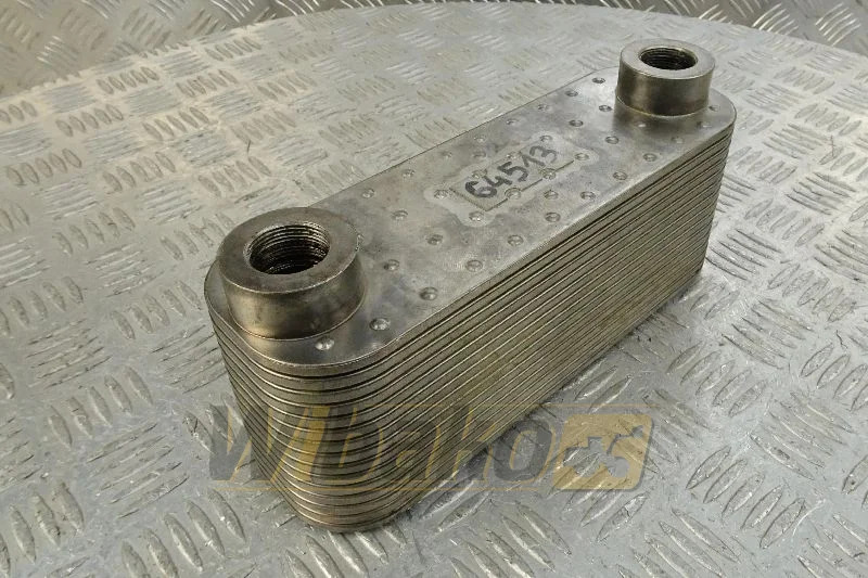 Deutz 04288128 - مبرد الزيت - آلات الإنشاء: صورة 1 Deutz 04288128 - مبرد الزيت - آلات الإنشاء: صورة 1