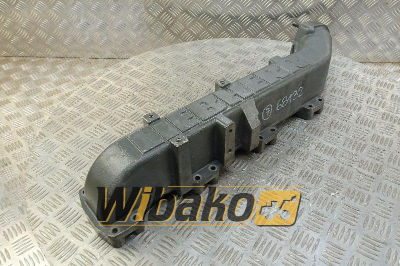 Intake manifold Liebherr 9075695 - مشعب السحب - آلات الإنشاء: صورة 1 Intake manifold Liebherr 9075695 - مشعب السحب - آلات الإنشاء: صورة 1