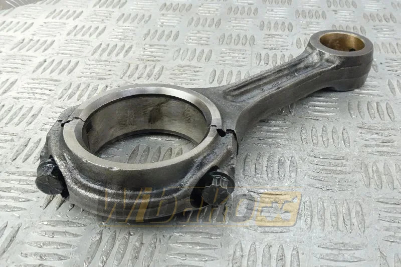 International Harvester TD15 688922C1 - قضيب وصل - آلات الإنشاء: صورة 1 International Harvester TD15 688922C1 - قضيب وصل - آلات الإنشاء: صورة 1