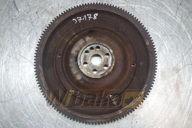 Isuzu 4BD1 PTA-24 3SD5Y30 - الحدافة - آلات الإنشاء: صورة 1 Isuzu 4BD1 PTA-24 3SD5Y30 - الحدافة - آلات الإنشاء: صورة 1