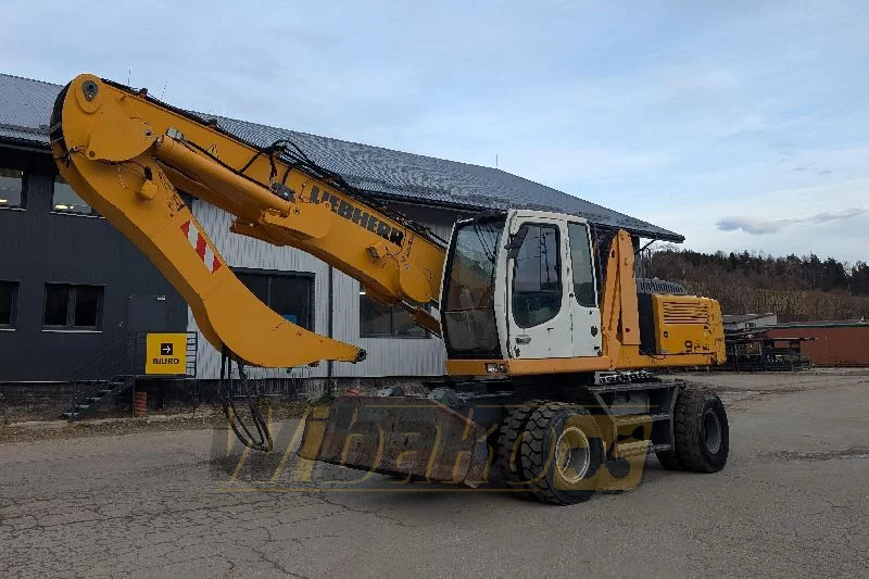 Liebherr A924C - آلة التعامل مع النفايات: صورة 1 Liebherr A924C - آلة التعامل مع النفايات: صورة 1