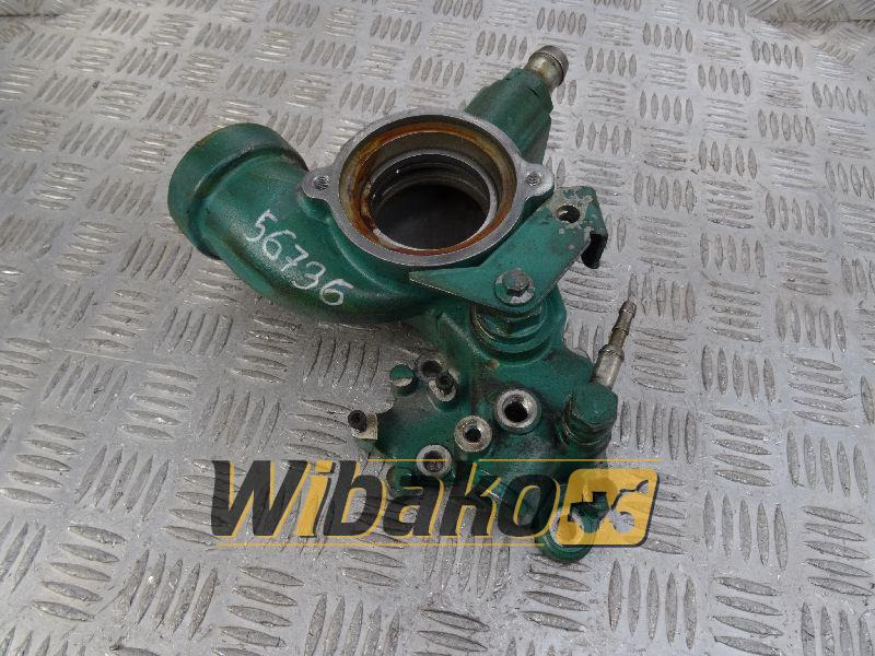 Water mainfold Volvo 04905834 - مشعب السحب - آلات الإنشاء: صورة 1 Water mainfold Volvo 04905834 - مشعب السحب - آلات الإنشاء: صورة 1