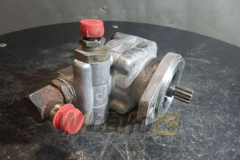 ZF 7685955705 - مضخة هيدروليكية - آلات الإنشاء: صورة 1 ZF 7685955705 - مضخة هيدروليكية - آلات الإنشاء: صورة 1