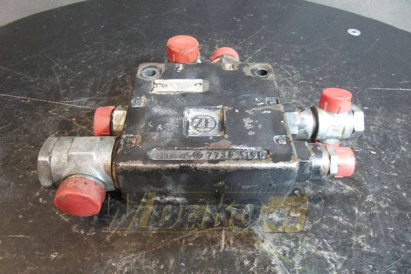 ZF 7730900117 - صمام هيدروليكي - آلات الإنشاء: صورة 1 ZF 7730900117 - صمام هيدروليكي - آلات الإنشاء: صورة 1