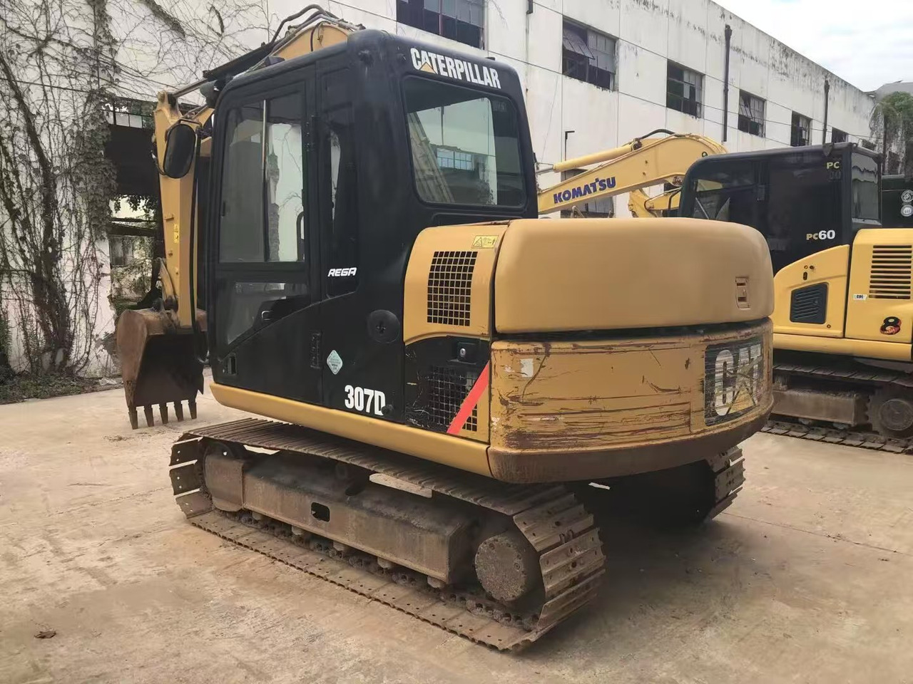 CATERPILLAR 307D - حفار زاحف: صورة 2 CATERPILLAR 307D - حفار زاحف: صورة 2