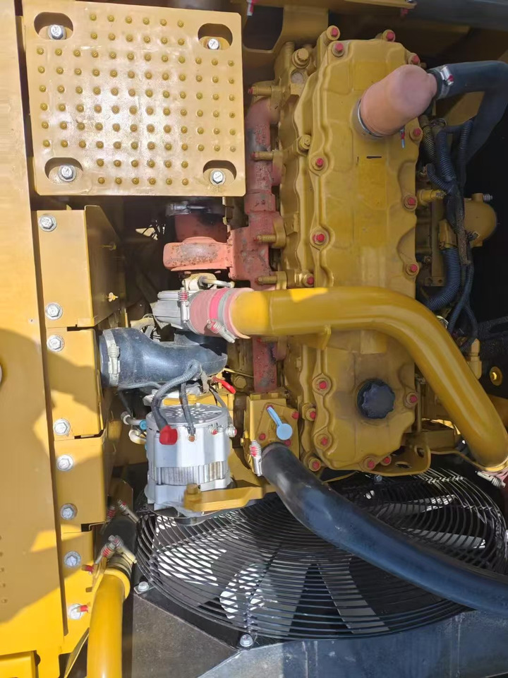 CATERPILLAR 329D - حفار زاحف: صورة 5 CATERPILLAR 329D - حفار زاحف: صورة 5