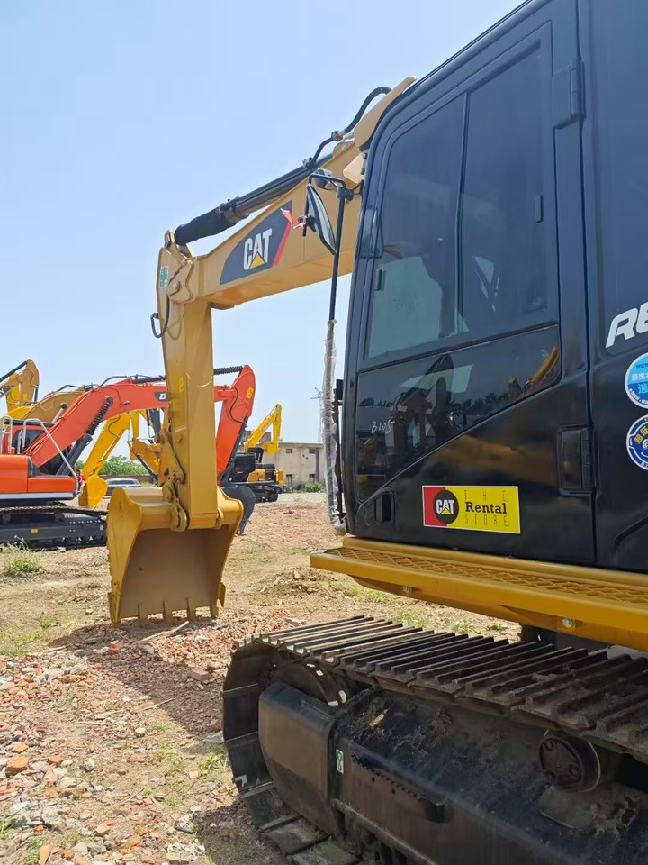 CATERPILLAR 329D - حفار زاحف: صورة 2 CATERPILLAR 329D - حفار زاحف: صورة 2