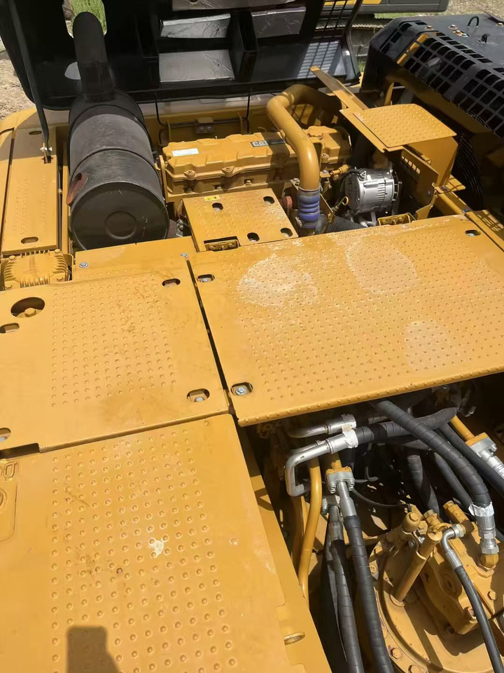 CATERPILLAR 330D2 - حفار زاحف: صورة 5 CATERPILLAR 330D2 - حفار زاحف: صورة 5