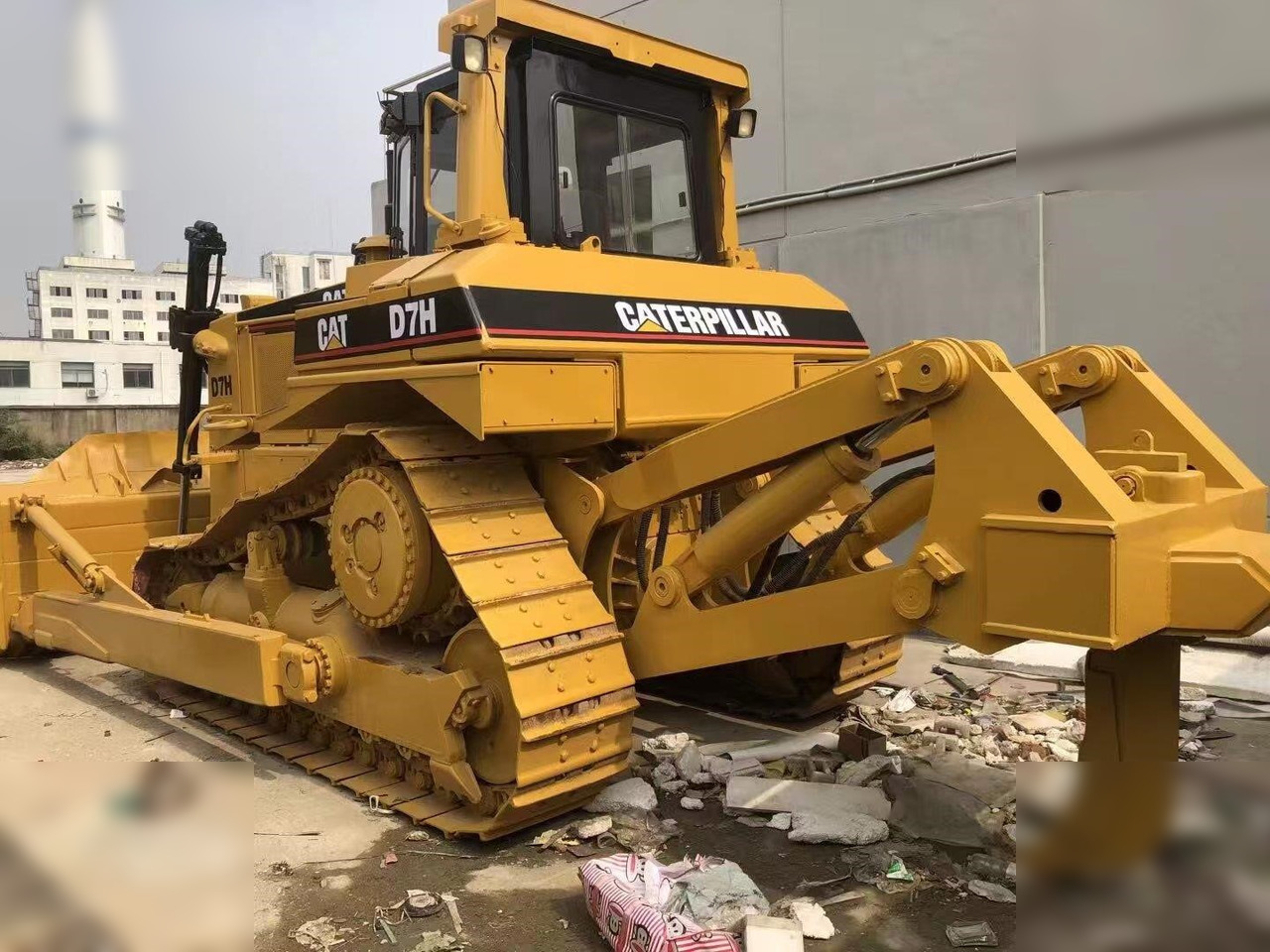 CATERPILLAR D7H - بلدوزر: صورة 3 CATERPILLAR D7H - بلدوزر: صورة 3