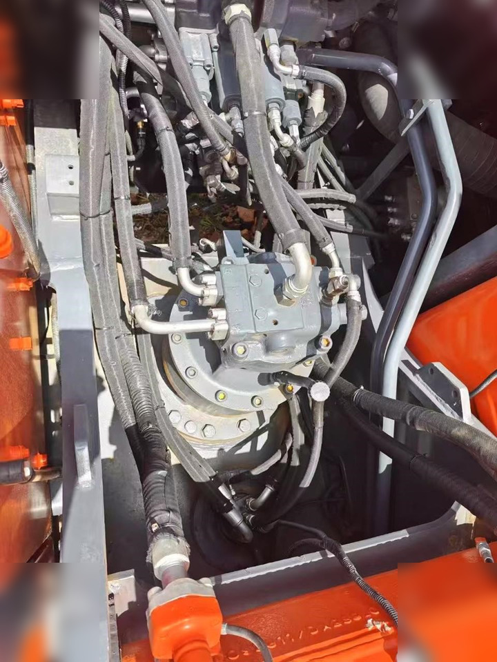 DOOSAN DX300 LC - حفار زاحف: صورة 4 DOOSAN DX300 LC - حفار زاحف: صورة 4